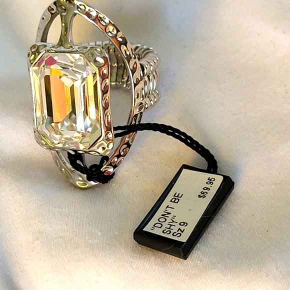 Fifth Avenue Collection " Don't Be Shy" Cocktail Ring Silver and Clear Crystal - Picture 4 of 10